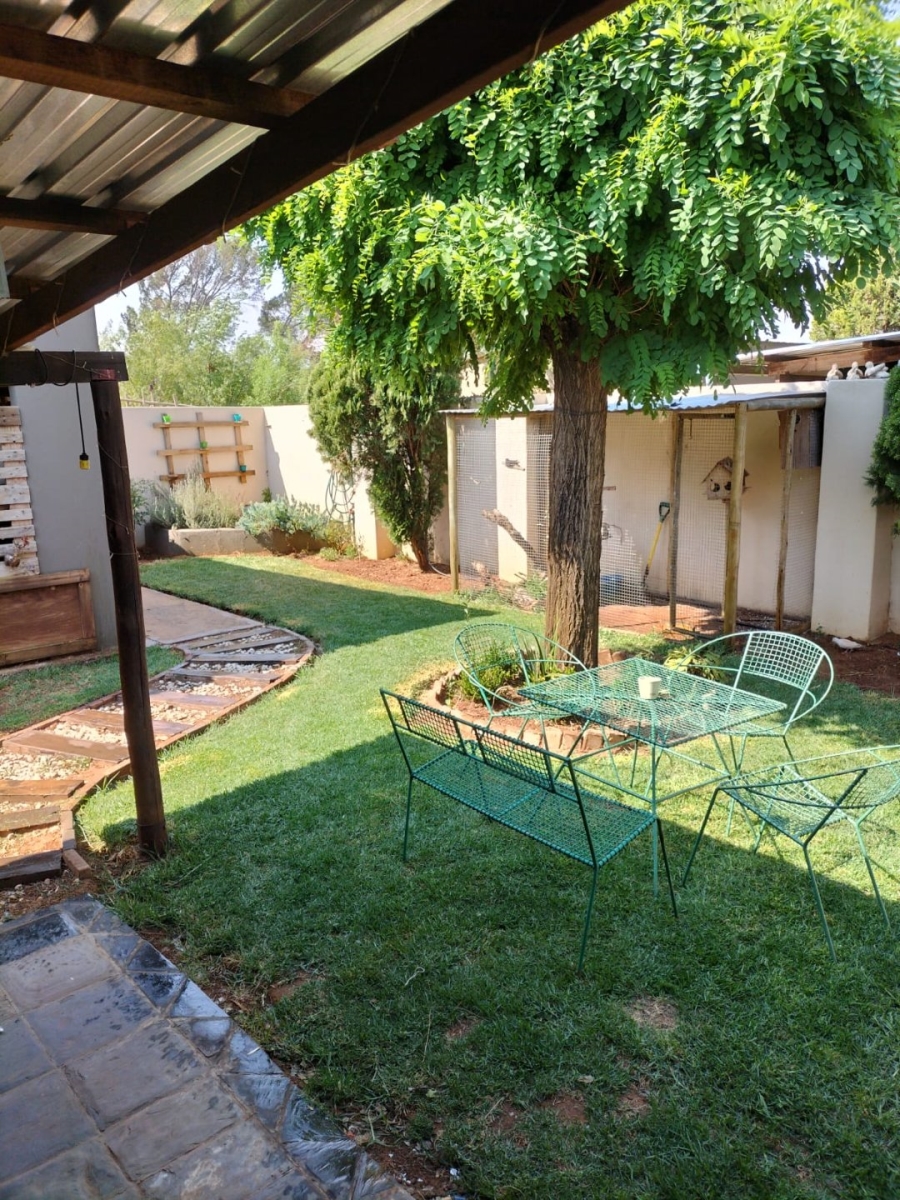  Bedroom Property for Sale in Bainsvlei Free State